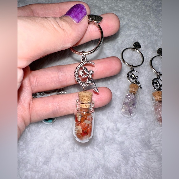 New Glass Wishing Bottle Keychain With Gemstone Chips - Picture 7 of 7